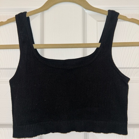 Black Ribbed Crop Top - Picture 2 of 2